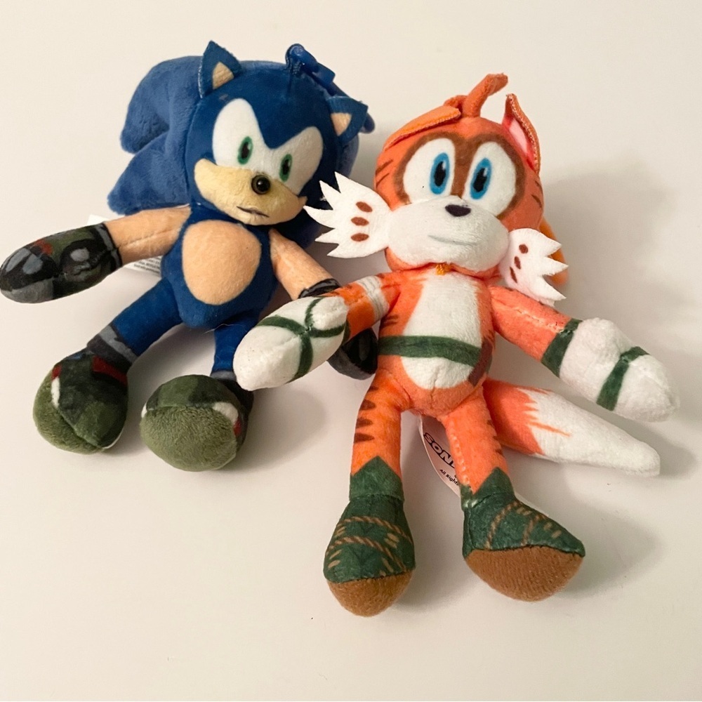 Sega Sonic Prime Mini Plush Clips On Sonic & Tail Lot of 2